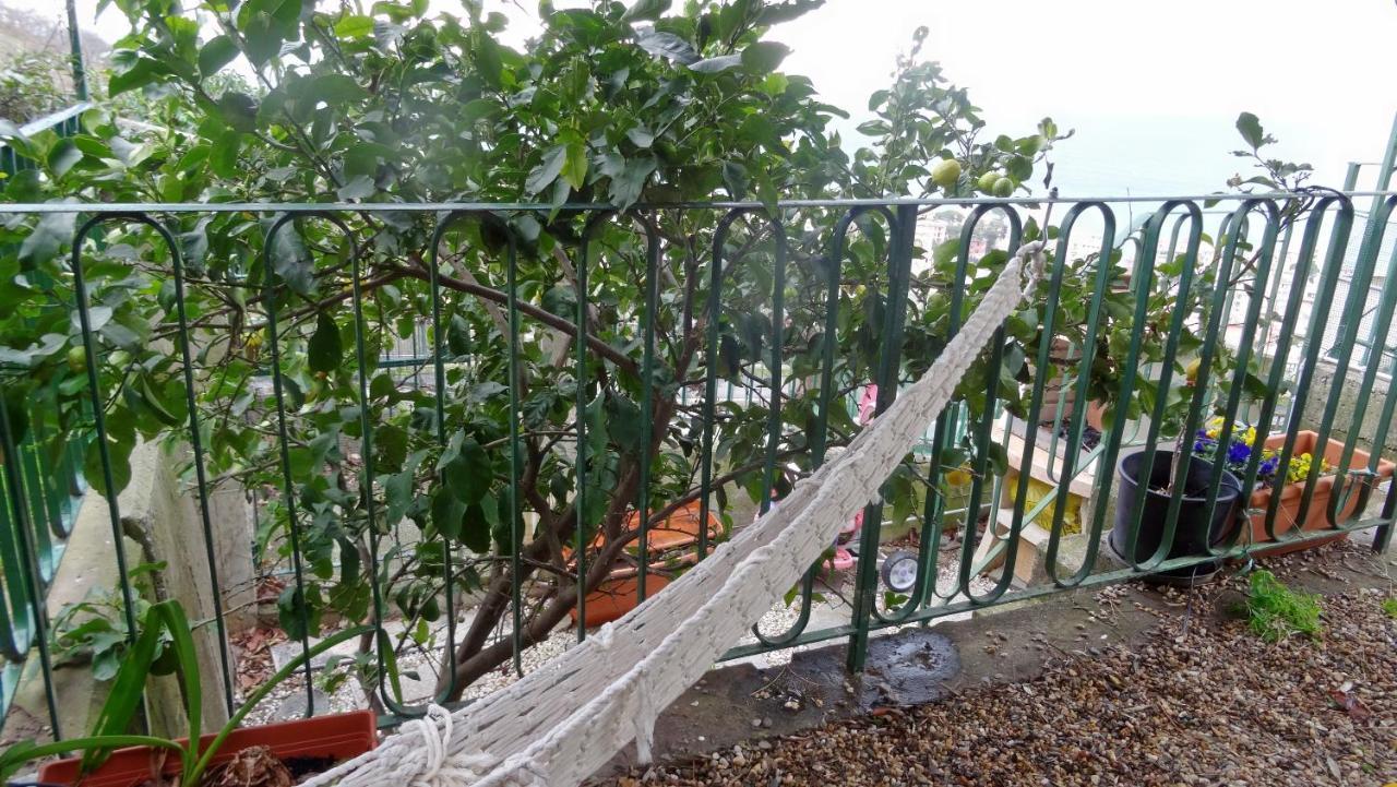 La Casa Dei Limoni Bed & Breakfast Genoa Exterior photo